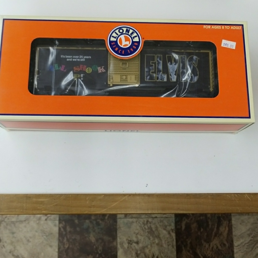 COPY - Lionel Elvis train